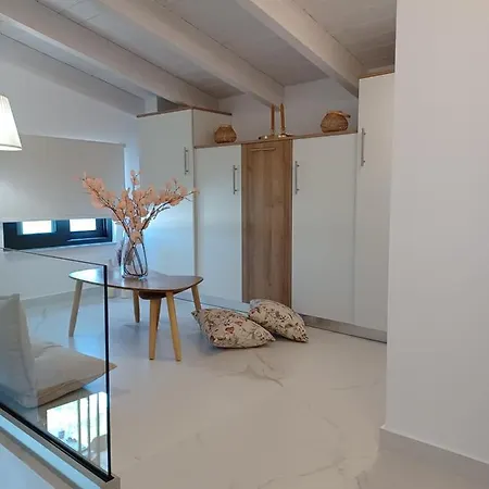 Iriana Seaside Luxury Penthouse Appartement *