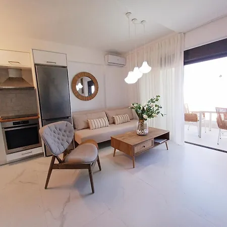 Iriana Seaside Luxury Penthouse Appartement